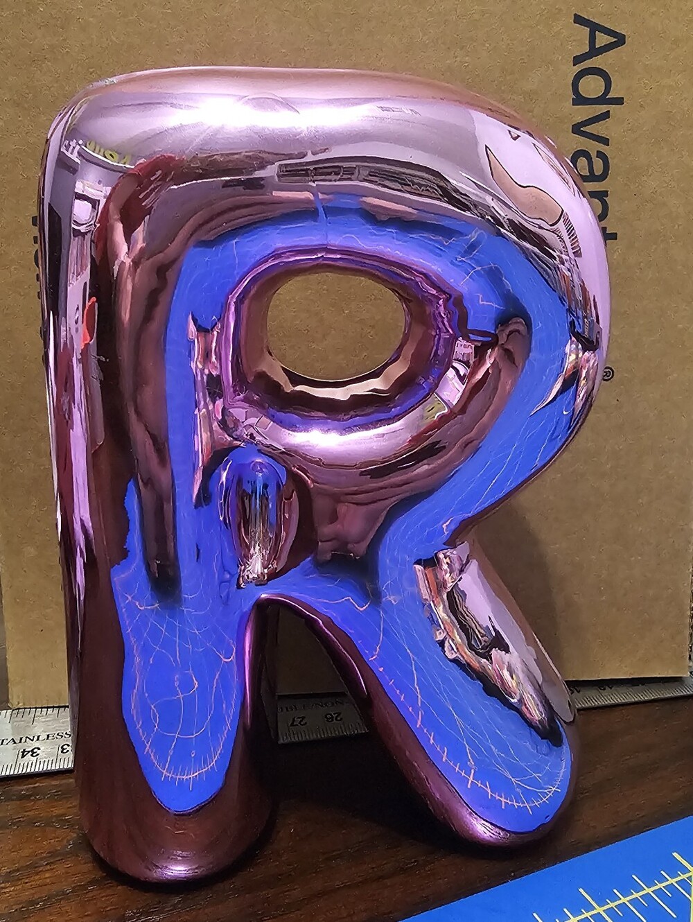 Ceramic Balloon-look Desktop R - Picture 2 of 3